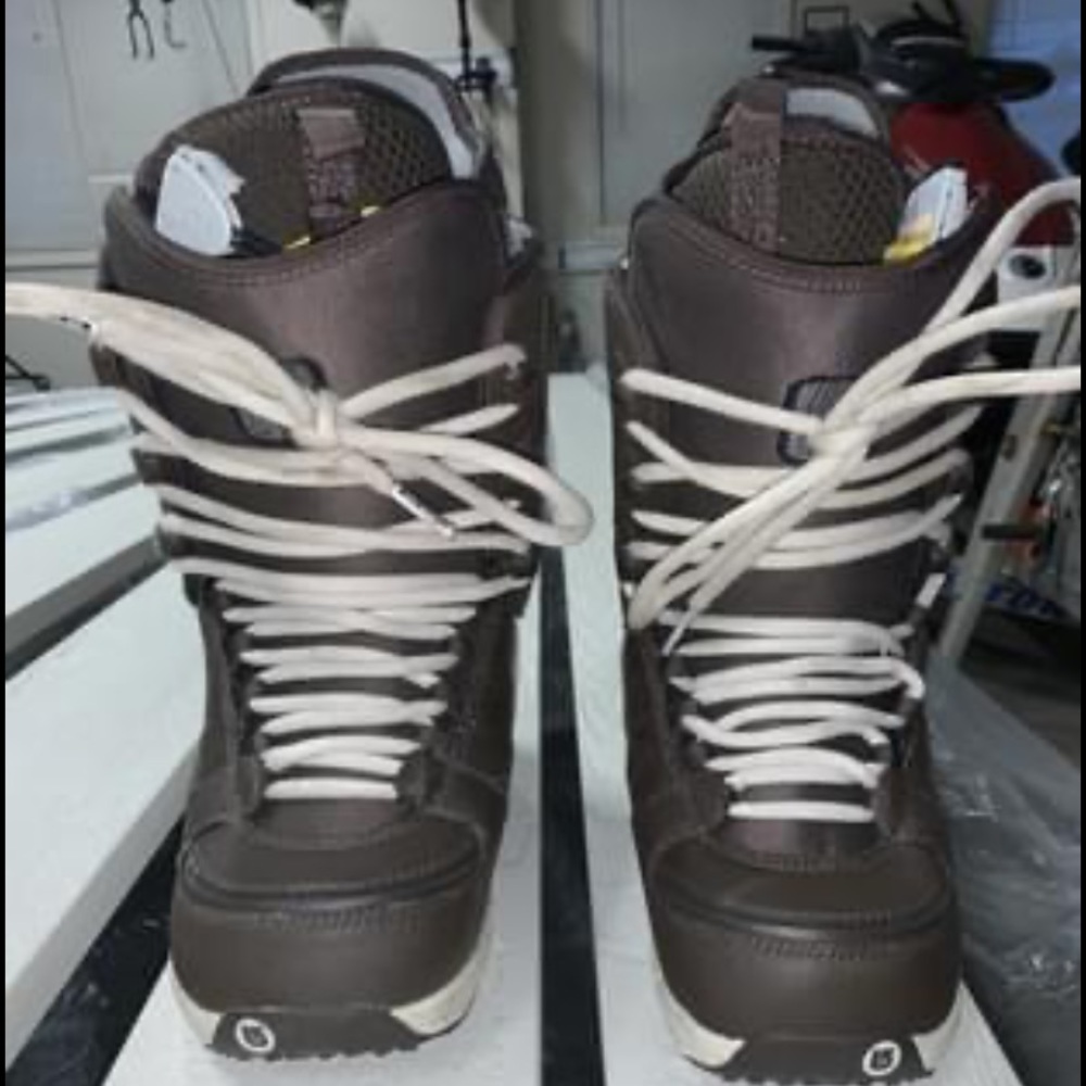 SOLD Burton Hail Snowboarding Boots